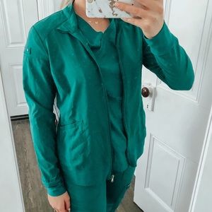 Cherokee hunter green iFlex scrub jacket